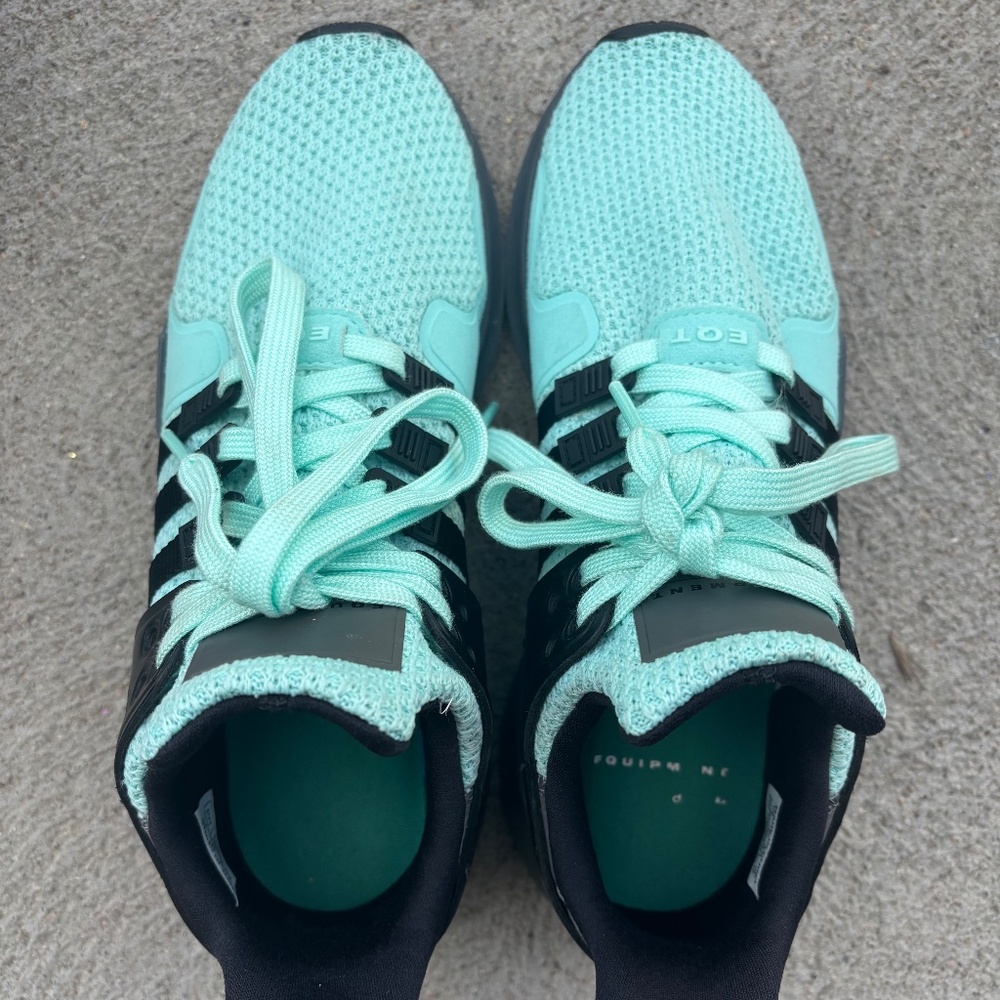 Adidas bright blue shoes ❤️